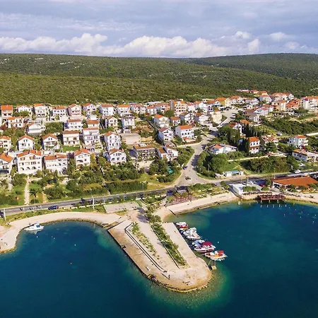 Nice In Sveti Petar Na Moru With Wifi